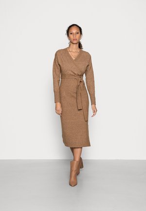 WRAP OVER MIDI DRESS - Vestido de punto - brown