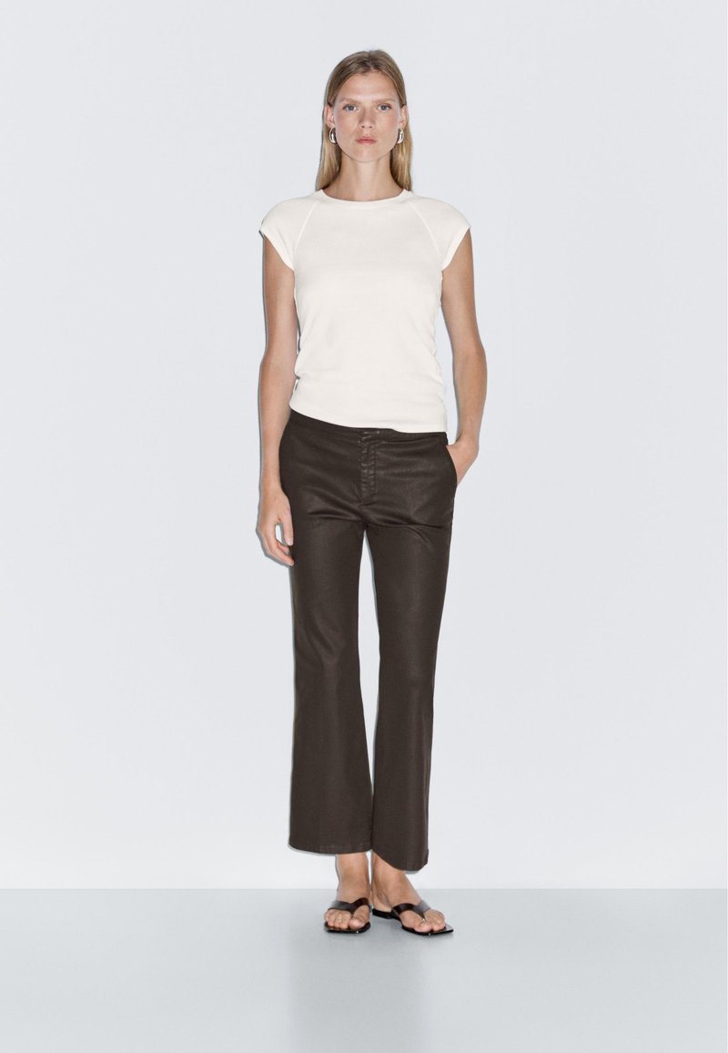 Massimo Dutti FLARE FIT CROPPED - Broek - mottled dark brown