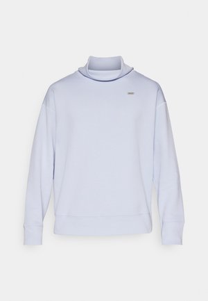 Sweatshirt lung cu mâneci lungi, de culoare albastru deschis, cu guler înalt și manșete cu nervuri. Design simplu, cu un mic logo pe piept. Textură moale.