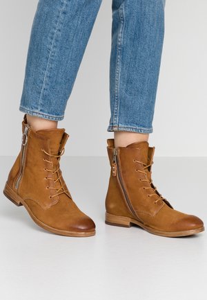 Snørestøvletter - cognac