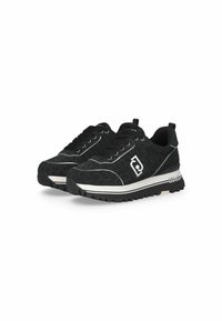 Sneaker nere con texture a motivo, accenti bianchi, punta rotonda e suola in gomma spessa. Presenta dettagli con logo sul lato.