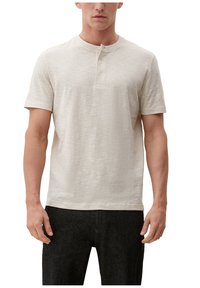 s.Oliver MIT HENLEYAUSSCHNITT - T-shirt basic