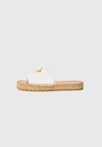 COLLIE - Tagant lahtised kingad - white