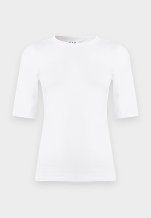 Weißes, kurzärmeliges, tailliertes T-Shirt mit Rundhalsausschnitt, dargestellt vor einfachem hellgrauem Hintergrund.