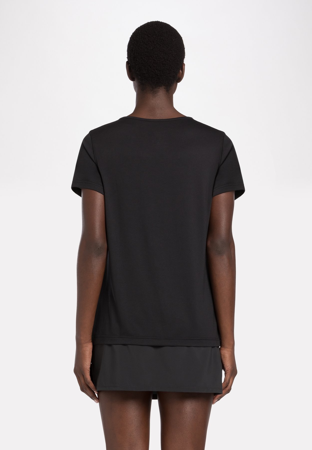 SHORT SLEEVE