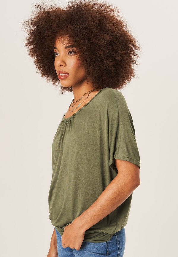 ROUND NECK SHORT SLEEVES - Basic T-shirt - khaki2