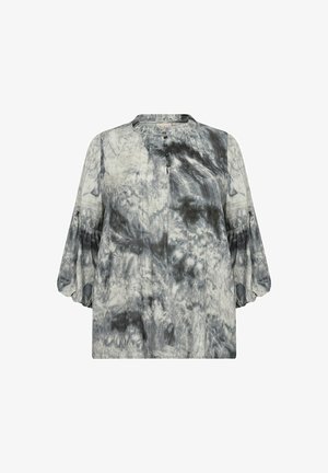 Blouse à manches longues en tie-dye gris et noir avec un col rond, une patte de boutonnage et des manches bouffantes, fabriquée en tissu léger.