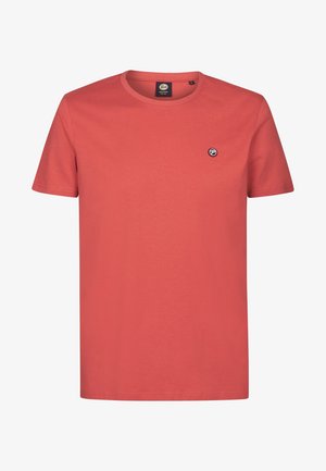 Coral cotton T-shirt with short sleeves, round neck, and a small logo on the left chest area. Smooth texture and classic fit design.