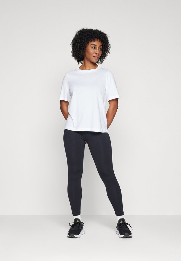 ESSENTIAL CREW NECK - Basic T-shirt2