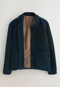 Giacca in corduroy di colore blu scuro, con fodera beige, due tasche frontali e un design classico del colletto con chiusura a bottoni.