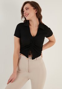 LELA SLIM FIT - Bluse - black