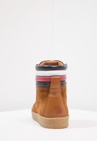 Tommy Hilfiger Bottines à lacets - cognac