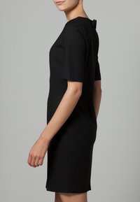 Love Moschino Vardagsklänning - black