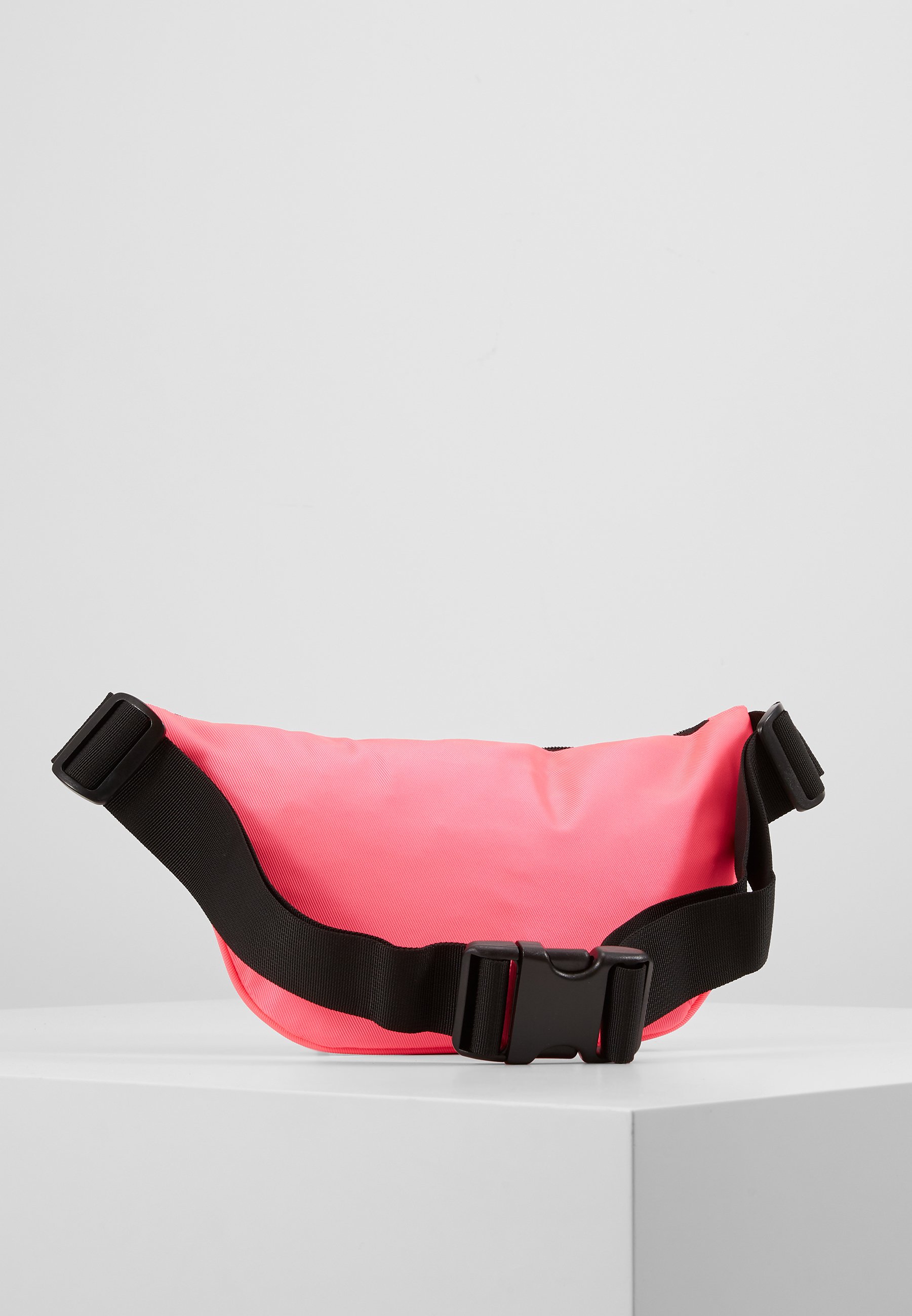fanny pack zalando