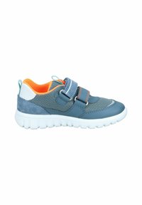 Blaues Sport Schuhwerk mit Obermaterial aus Mesh, Wildlederakzenten und orangefarbigem Innenfutter. Verfügt über zwei Klettverschlüsse und eine weiße Gummisohle mit rutschfestem Muster.