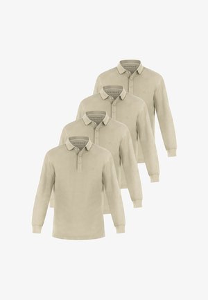 Vier beige langärmlige Poloshirts mit Kragen und Drei-Knopf-Leisten, in versetzter Reihe auf weißem Hintergrund angeordnet.
