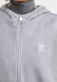 adidas Originals ZIP HOOD - Φούτερ με φερμουάρ - grey three
