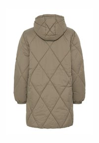 Taupe gesteppte Pufferjacke mit großem Rautenmuster, langen Ärmeln mit elastischen Bündchen und einer abnehmbaren Kapuze, von hinten gesehen.