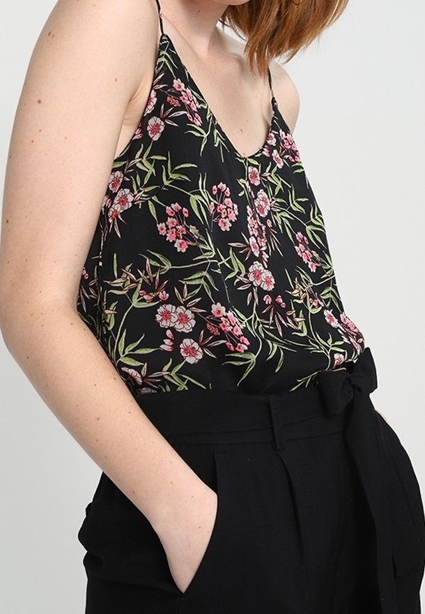 Vero Moda Linne - black