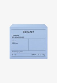 Biodance Cera-Nol Gel Toner Pads emballasje; lyseblå boks med svart tekst, merket med produktdetaljer, 60 pads, 4,93 oz (140g).