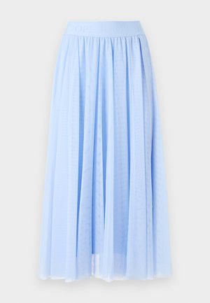 Maxi gonna azzurro chiaro con una vita elastica arricciata. Realizzata in tessuto trasparente a strati, con una consistenza morbida e fluida.