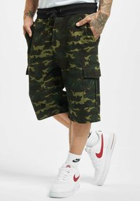 Unausgewählt, camouflage