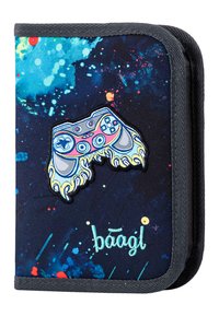 Donkerblauwe portemonnee met kleurrijk spetterdesign, met een gestileerde videogamecontroller patch en turkooizen tekst met "baagl" op de voorkant.