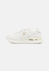 Tommy Hilfiger ELEVATED FEMININE RUNNER - Baskets basses - ecru