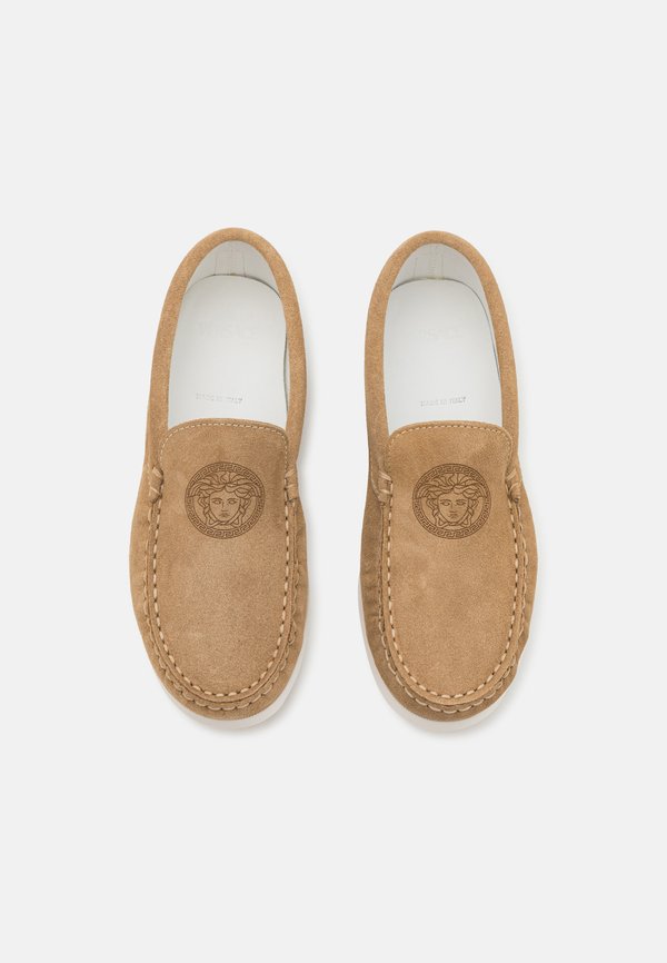 DRIVER MEDUSA PRINT - Slip-ons - camel2