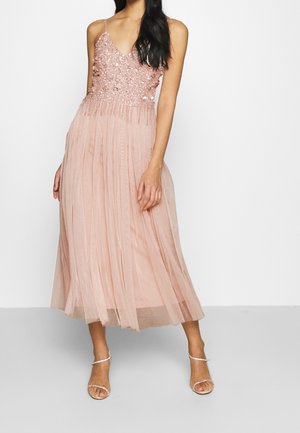 Společenské šaty - nude