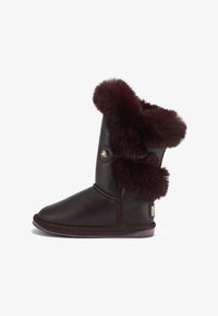 Wybrany, dark purple