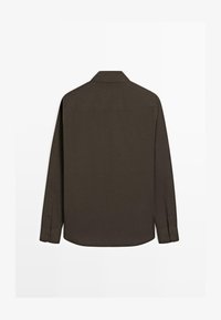 Unselected, dark brown