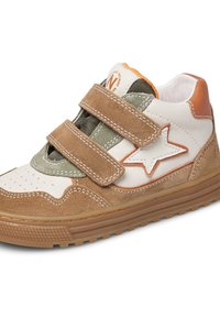 Braune und weiße Sneakers aus Wildleder und Leder, mit grünen Akzenten, Klettverschlussriemen, Sternen-Design und strukturiertem Gummisole.