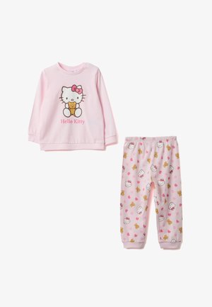 Rosa Baumwoll-Pyjama-Set mit langärmeligem Oberteil und "Hello Kitty"-Grafik. Die Hose ist mit wiederholenden Mustern von Kitty und Bären sowie pinken Herzen versehen.