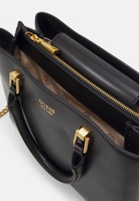 Guess MASIE GIRLFRIEND SATCHEL - Borsa a mano - black