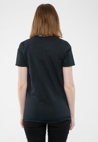 Paradiso Clothing BRING ME THE HORIZON NEX GEN COVER - Print T-shirt - black