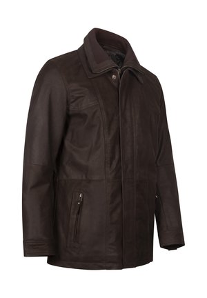 Braune Lederjacke mit hohem Kragen, Frontreißverschluss, zwei Seitentaschen und glatter Textur mit Paneleinsätzen.