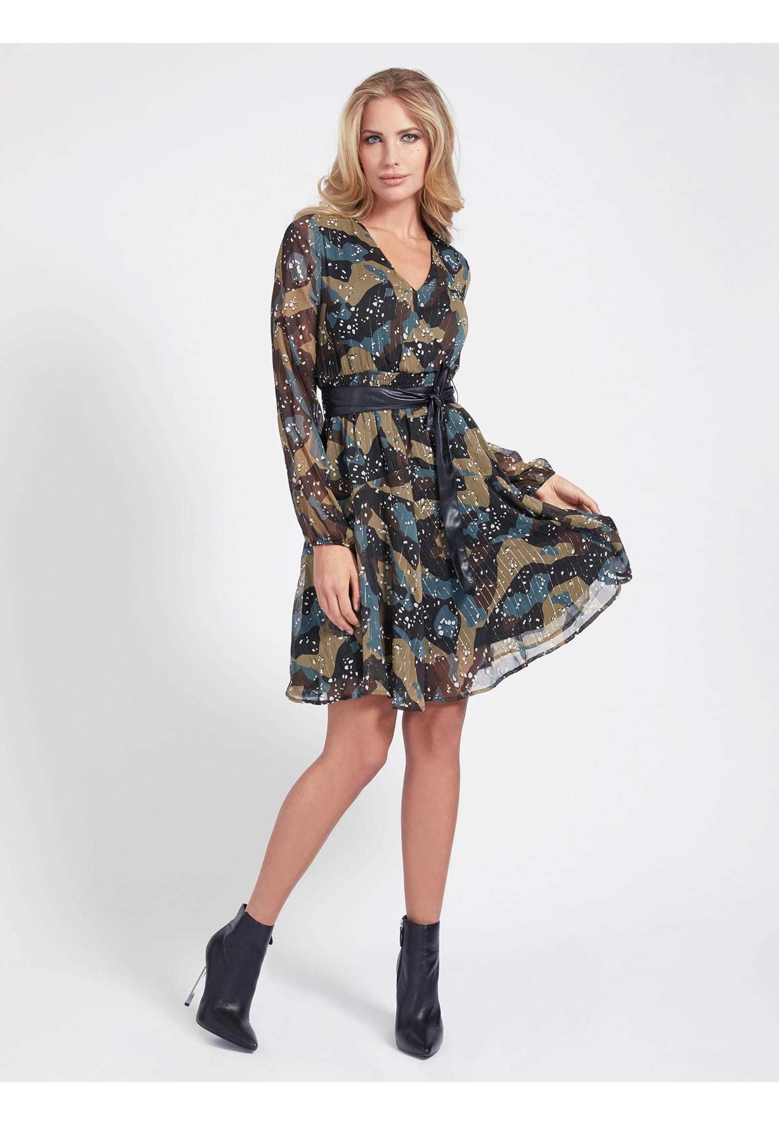 Guess Allover Print Cocktailkleid Festliches Kleid Camouflage Mehrfarbig Zalando De