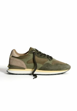 Baskets basses - kaki