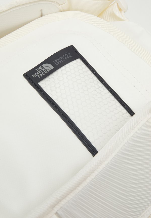 BASE CAMP DUFFEL S UNISEX - Holdall2