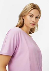 BRAX STYLE CAELEN - Basic T-shirt - rasberry