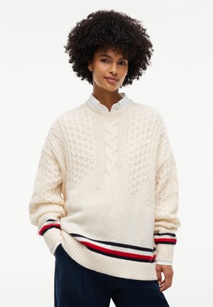 Tommy Jeans, PURE WOOL CABLE KNIT OVERSIZED JUMPER - Пуловер - cream