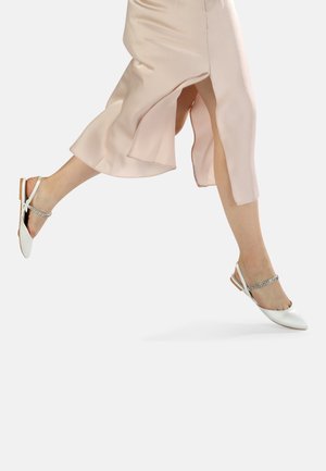 Buffalo, Ballerines à brides arrière - white