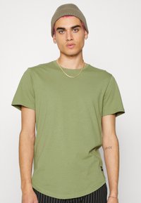 Only & Sons ONSMATT LIFE LONGY TEE - T-shirt básica - oil green