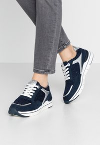 LOVE OUR PLANET by MARCO TOZZI Sneaker low - navy