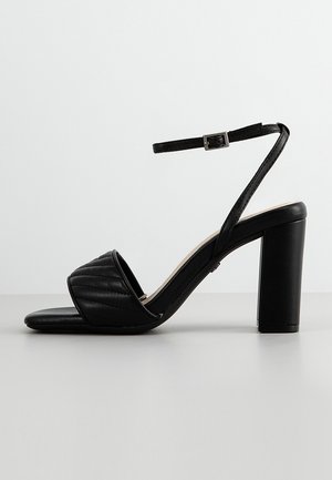 Páskové sandály  - black