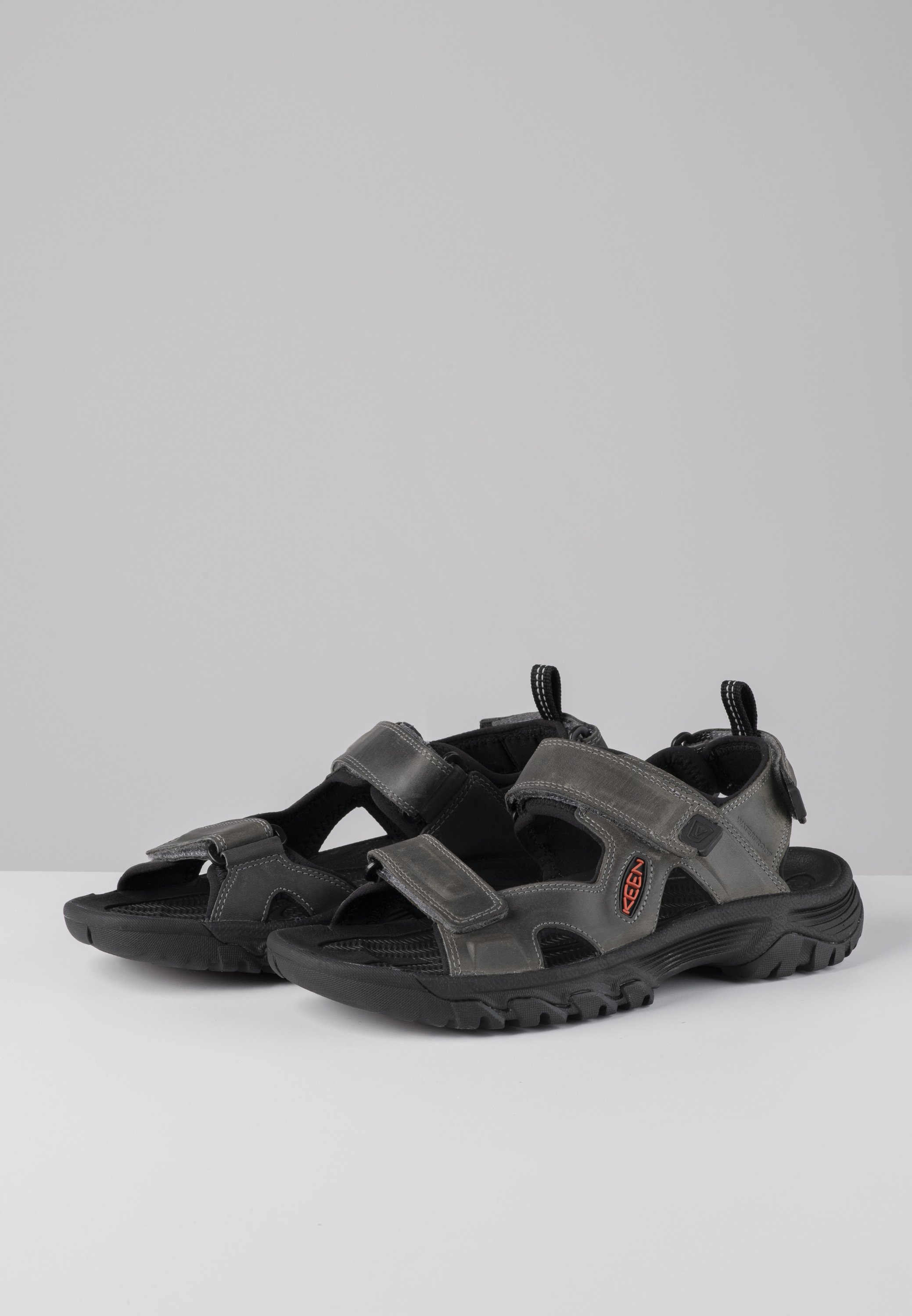 performax sandals
