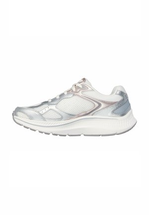 GO RUN CONSISTENT 2.0 - Trainers - wit zilver