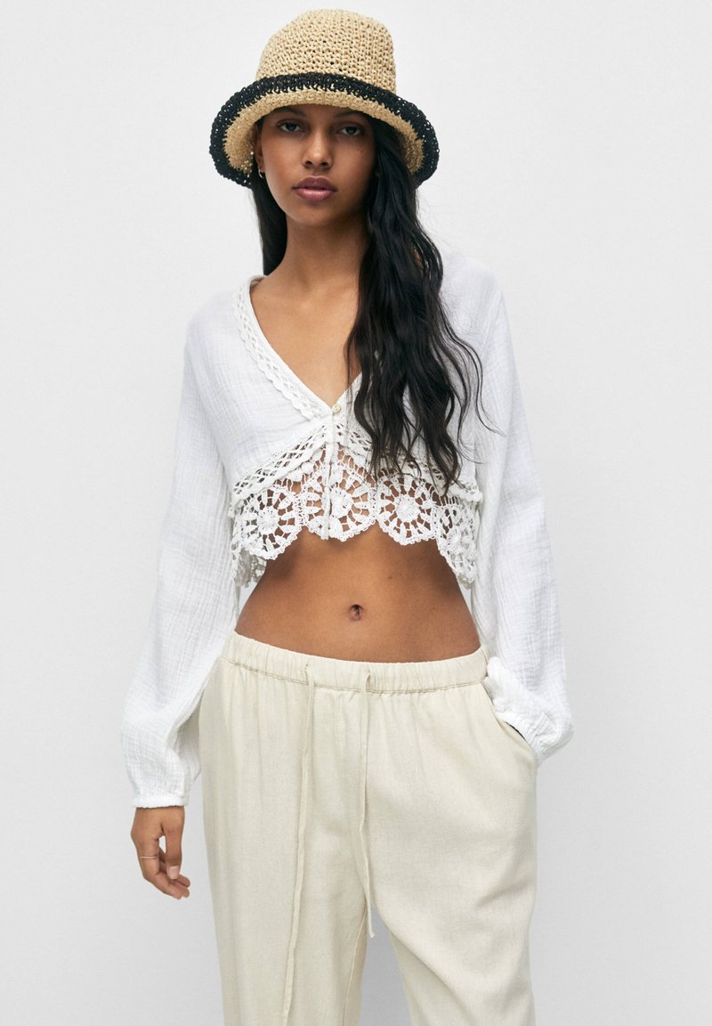 PULL&BEAR Vest white/wit Zalando.nl