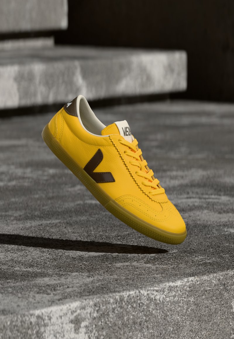 Veja VOLLEY sunshine/eagle/natural/yellow